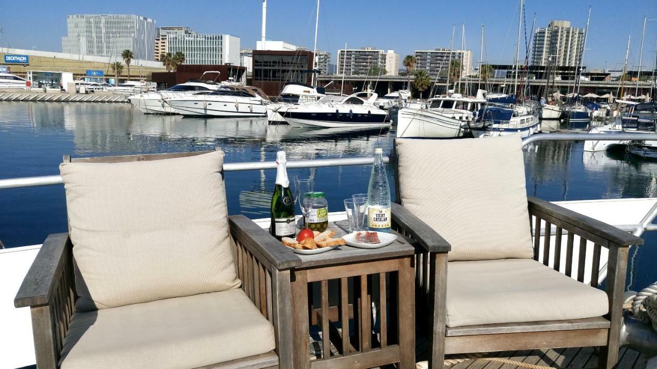 Your Own Private Yacht Hotel Sant Adria de Besos Exterior foto